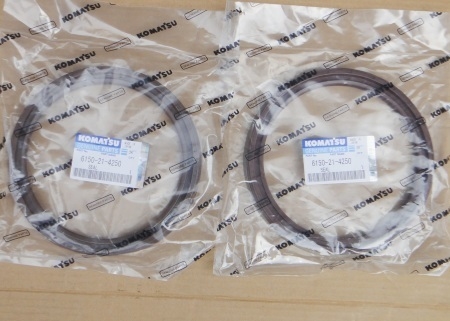 Japan KOMATSU diesel engine parts.KOMATS oil filters,600-211-1230,6136-51-5120,600-211-5240,6180-51-5130,600-211-6242,600-211-1231,6002111231